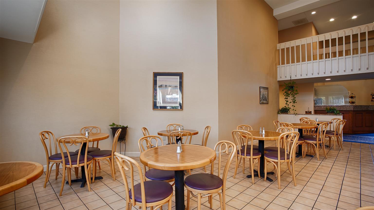 Best Western La Plata Inn Exterior photo